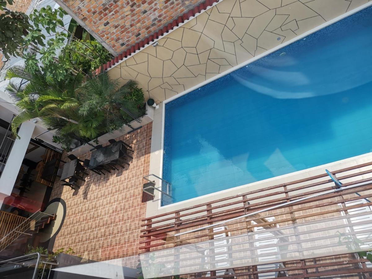 Murano Hotel โมโยบัมบา ภายนอก รูปภาพ