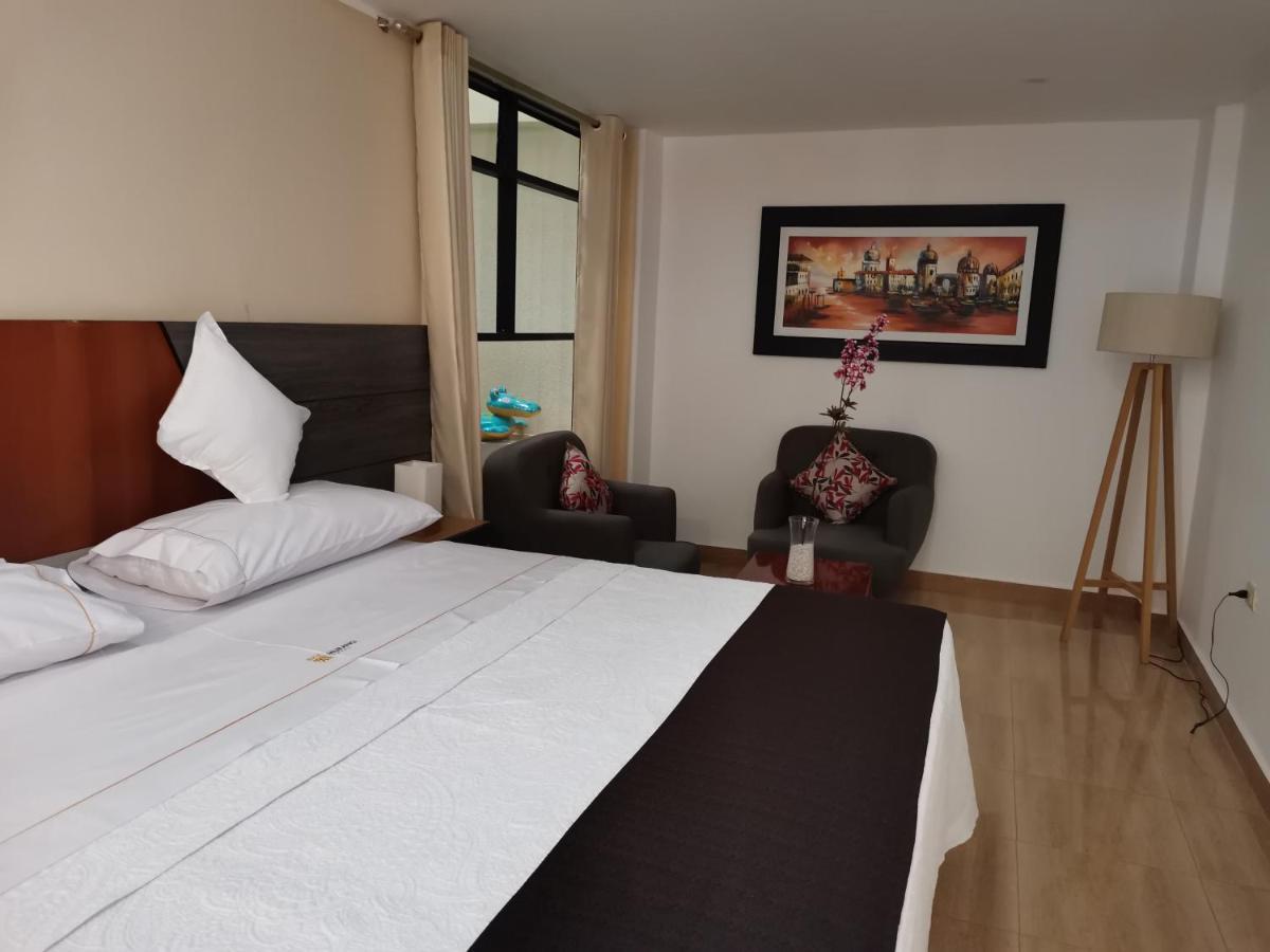 Murano Hotel โมโยบัมบา ภายนอก รูปภาพ